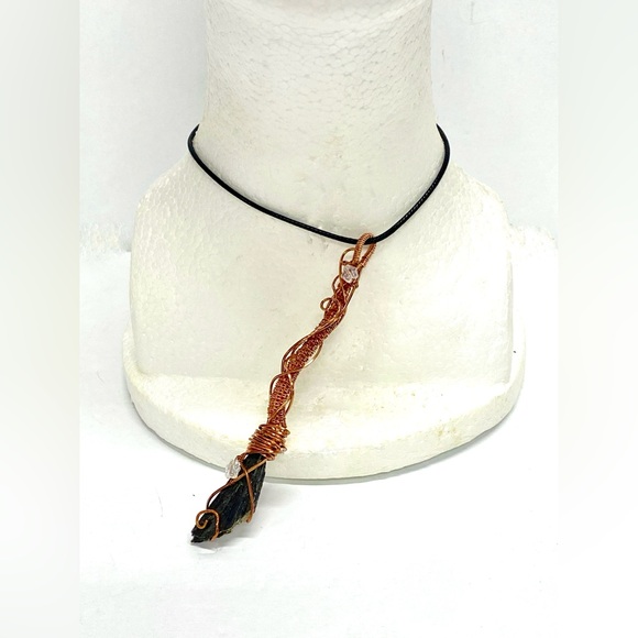 HANDMADE Halloween Witch’s Broom Hand Wrapped Bare Copper Kyanite Fan Pendant - Picture 8 of 10